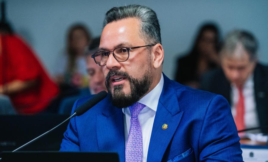 Senador Alan Rick defende ferrovia bioceânica e estrada de integração Acre–Peru em reunião com o Ministério do Planejamento